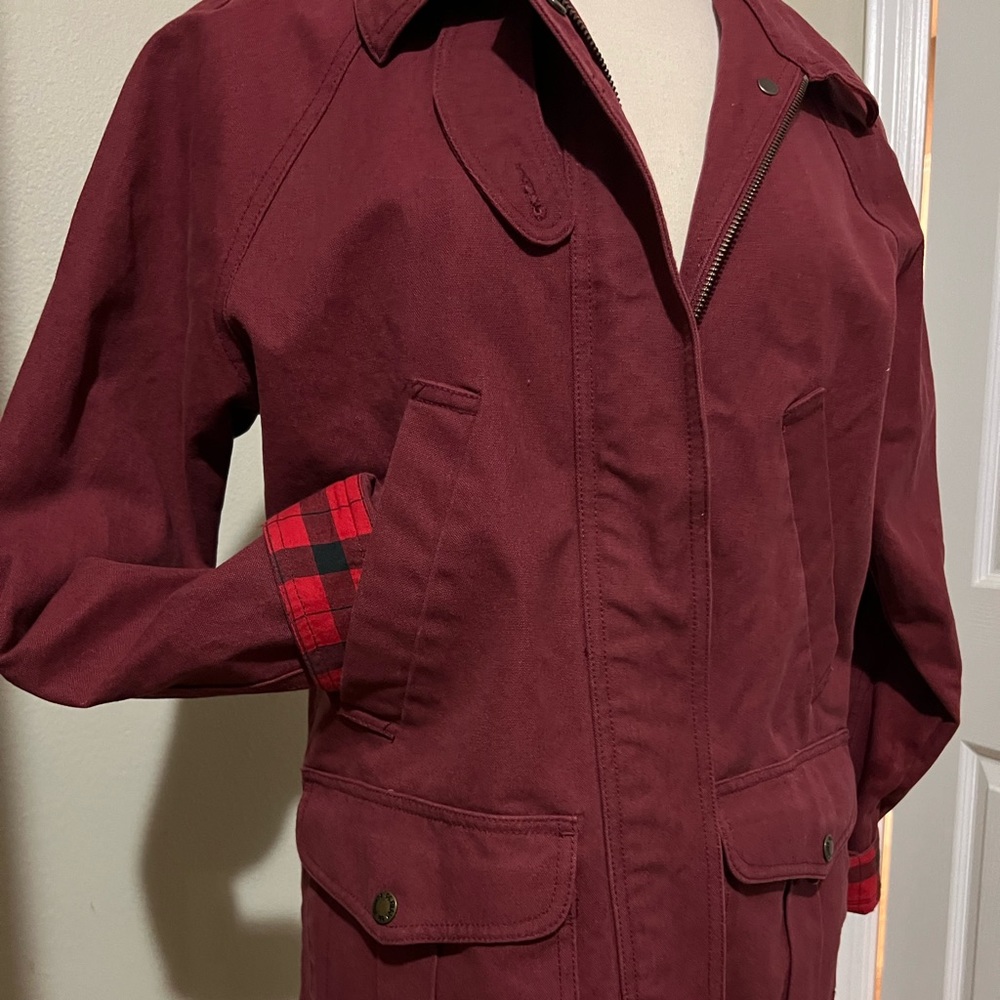Filson women’s Jacket - Medium
